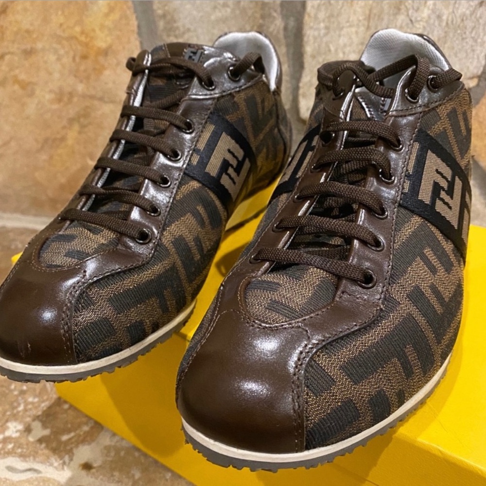 Authentic Fendi Zucca Women’s Lace-Up Sneakers size 8.5